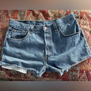 Vintage Levi 501 cut off shorts 34” waist Women’s 12/14